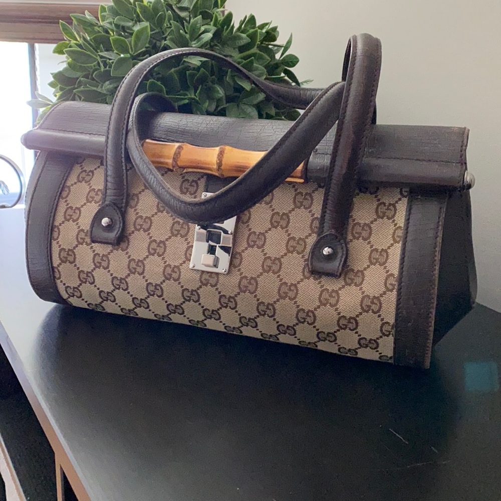 Authentic Vintage Gucci roll purse